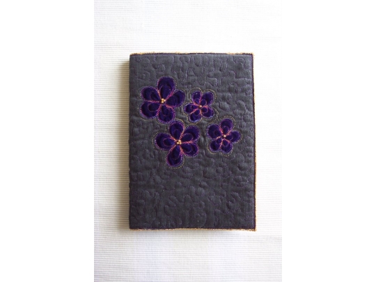Quilted book cover w/ applique flowers 100_1956.jpg