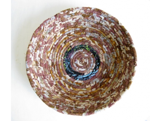 Coiled fabric bowl img_0314.jpg