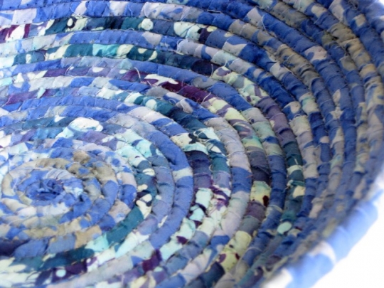 Coiled fabric bowl, batik img_0327.jpg