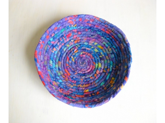 Coiled fabric bowl img_0735.jpg