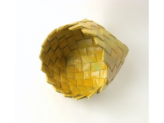 Woven Basket, Scandinavian, pointed edge img_4024.jpg
