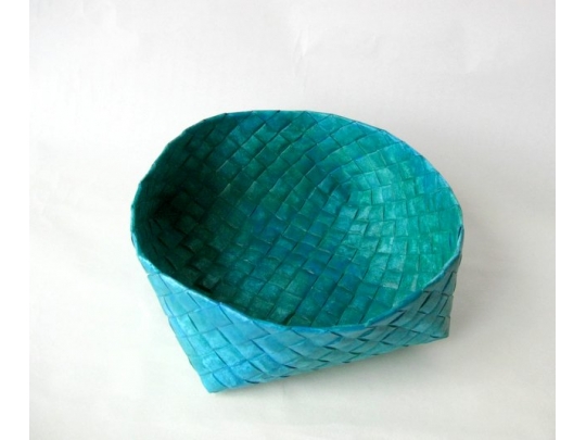 Diagonal woven basket img_4800.jpg