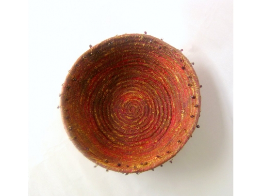 Coiled bowl, wire, beads img_5429.jpg